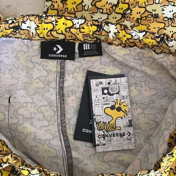 NWT Limited-Edition Converse x Peanuts Gender Neutral Board Shorts - RARE - Picture 9 of 12